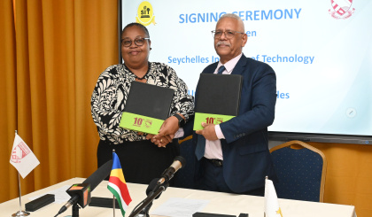 SIT and UniSey sign MoU
