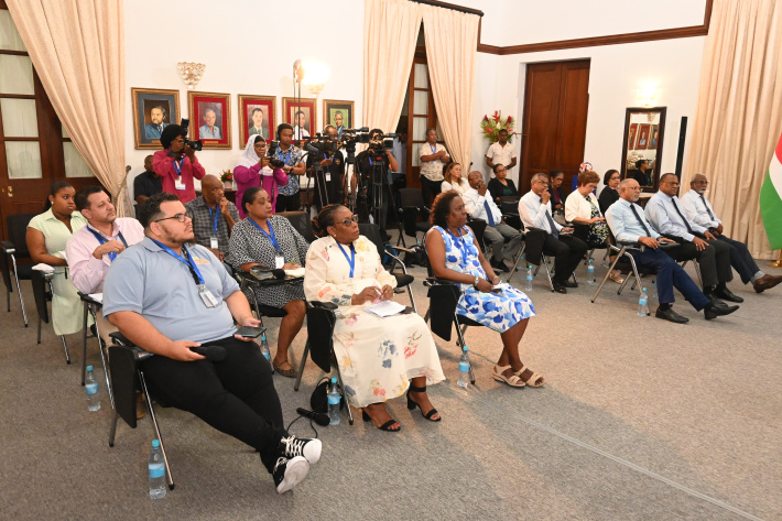 Live presidential press conference