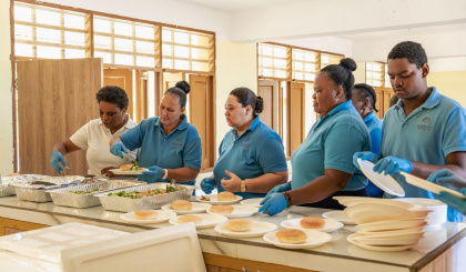 Raffles Seychelles celebrates World Food Day with community lunch at Baie Sainte Anne school