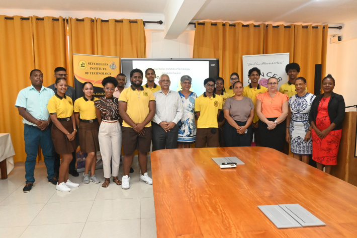 SIT donates to Cancer Concern Association