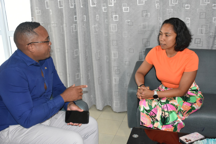 New sports minister Kalsey Belle pays familiarisation visit to the NSC