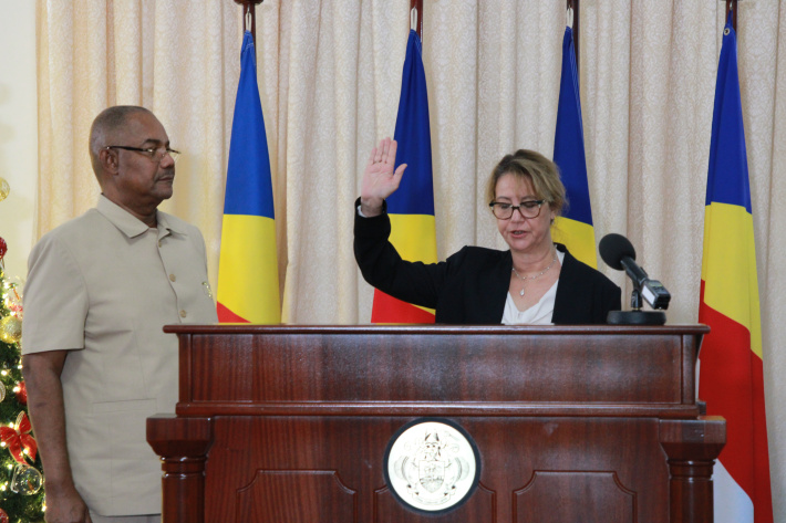 Commission of inquiry into Assomption Island development