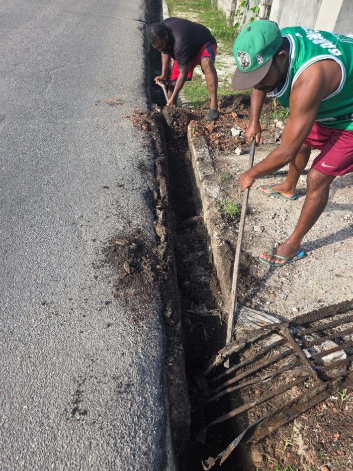 Distrik Grand Anse Praslin i met pare pour sezon lapli