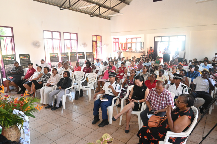 Legzibisyon nasyonal lo labolisyon lesklavaz i ouver ofisyelman