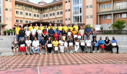 Soroptimist International Club of Victoria celebrates 30th Anniversary with lottery prize-giving   