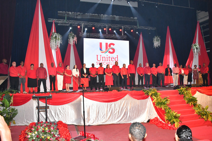 United Seychelles i prezant son nouvo komite  santral dan 39enm kongre ekstraordiner