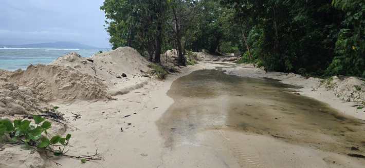 Government announces coastal infrastructure project at Anse La Blague, Praslin