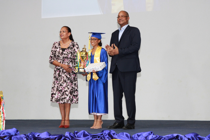 Top student Erin Padayachy honoured with President’s Cup