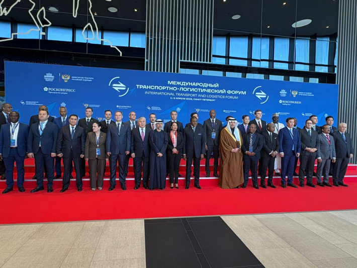 Minister Veronique Laporte attends International Transport and Logistics Forum in St. Petersburg