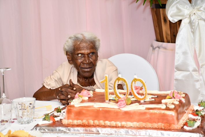 Mlle Charline Benoit célèbre ses 100 ans entourée d’amour et de tendresse