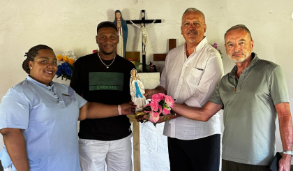 Nouvelle statue de la Vierge Marie installée à Desroches