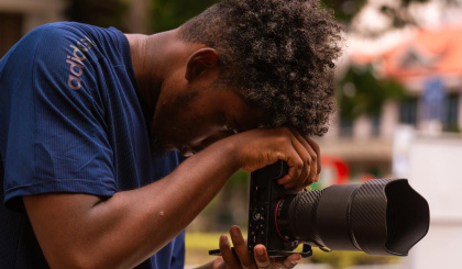 Young photographer shares skills through hands-on workshops