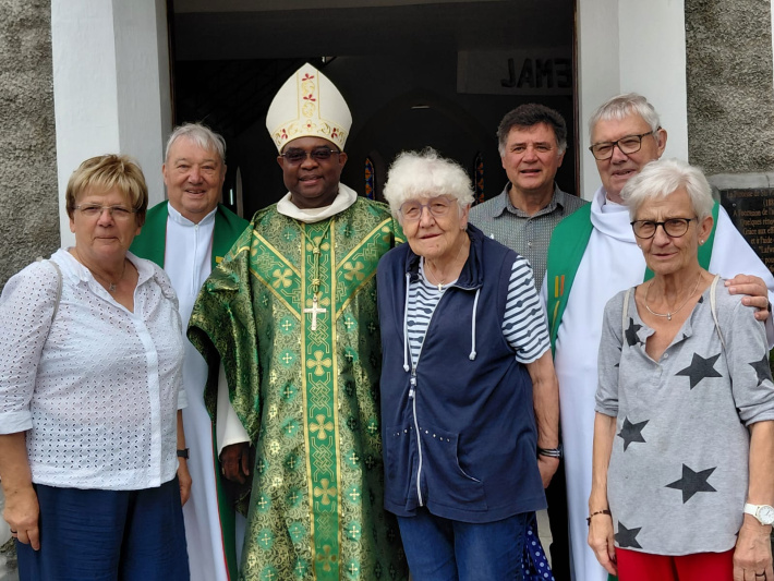 La première visite du Père Hans Stapel OFM aux Seychelles