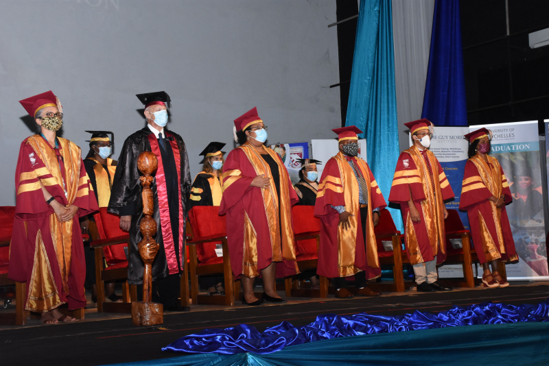 130-graduate-at-certificate-diploma-and-advanced-diploma-levels